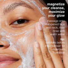 Load image into Gallery viewer, magnetic afterglow cleanser