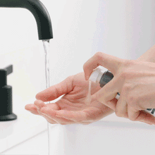 Load image into Gallery viewer, daily glycolic cleanser 150ml/295ml