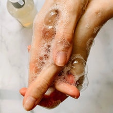 Load image into Gallery viewer, conditioning body wash