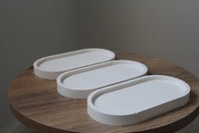 Load image into Gallery viewer, OVAL TRAY Oval shaped concrete tricket tray
